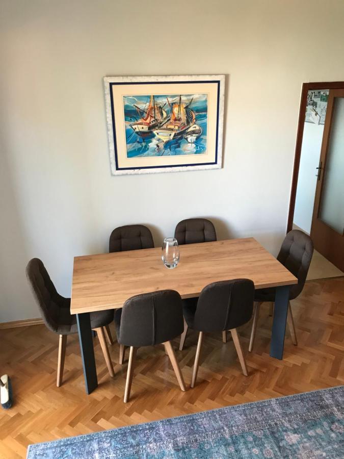 מאלינסקה And Charming Apartment In Vantacici מראה חיצוני תמונה