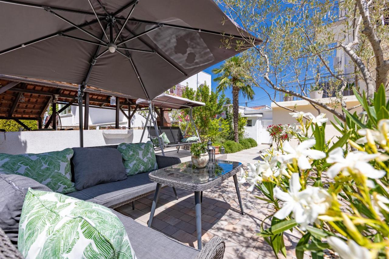 מאלינסקה And Charming Apartment In Vantacici מראה חיצוני תמונה